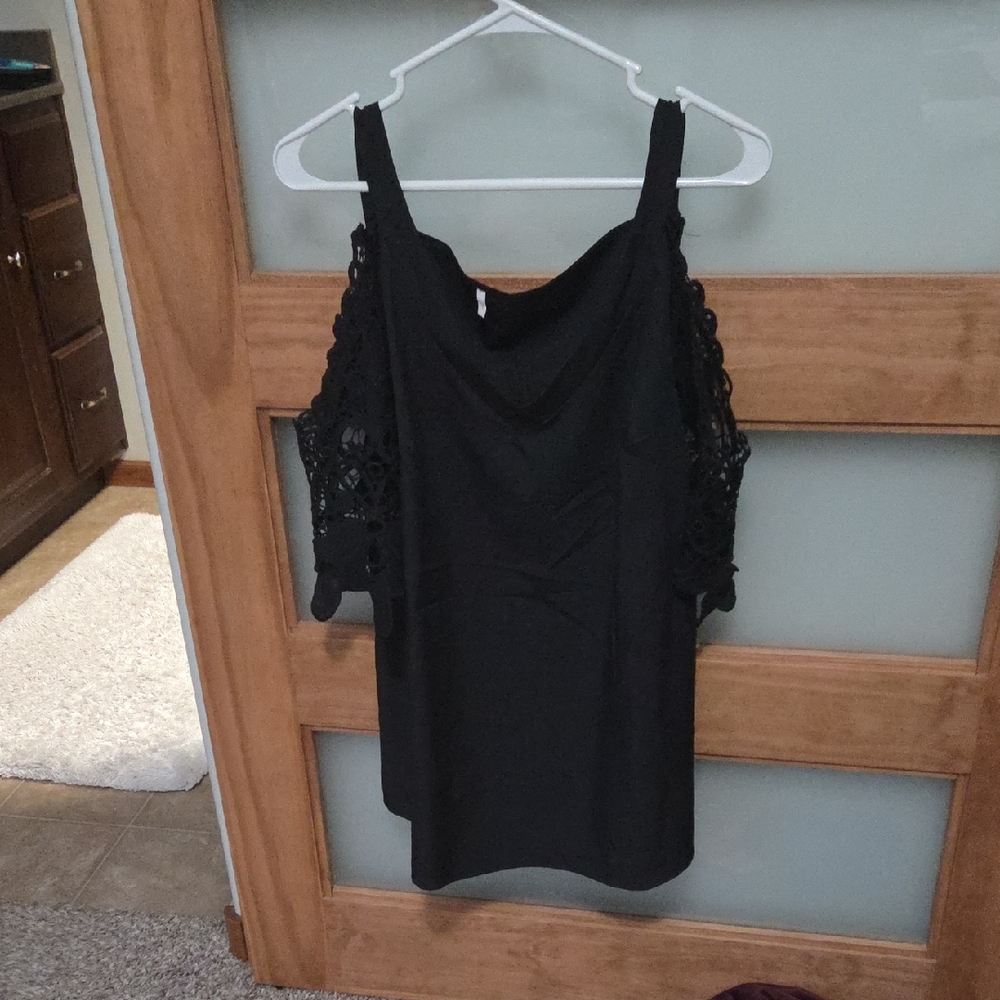 Elegant Black Lace Cold Shoulder Top
